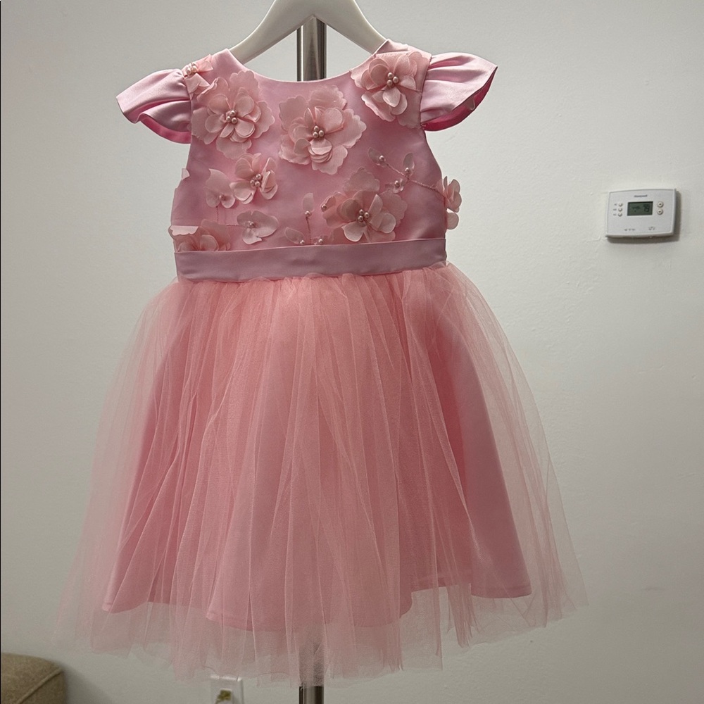 Made in Perú Adorable Pink Dress with Floral Accents Size 4